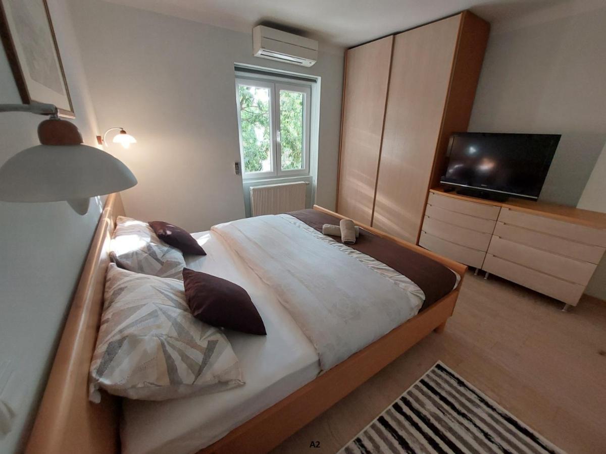 Anago Apartments ザダル エクステリア 写真